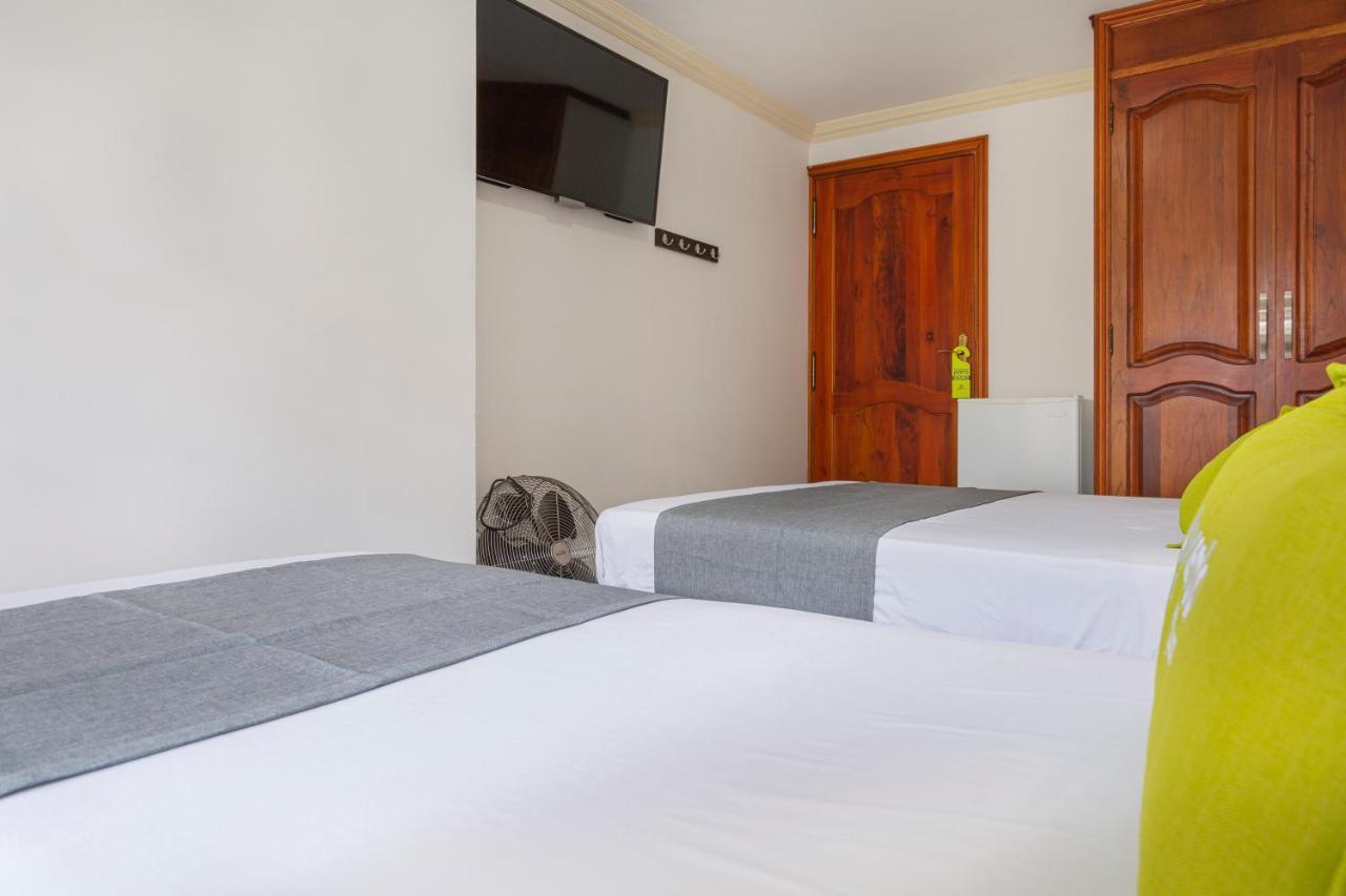 Ayenda 1258 Boutique Laureles Home Medellín Extérieur photo